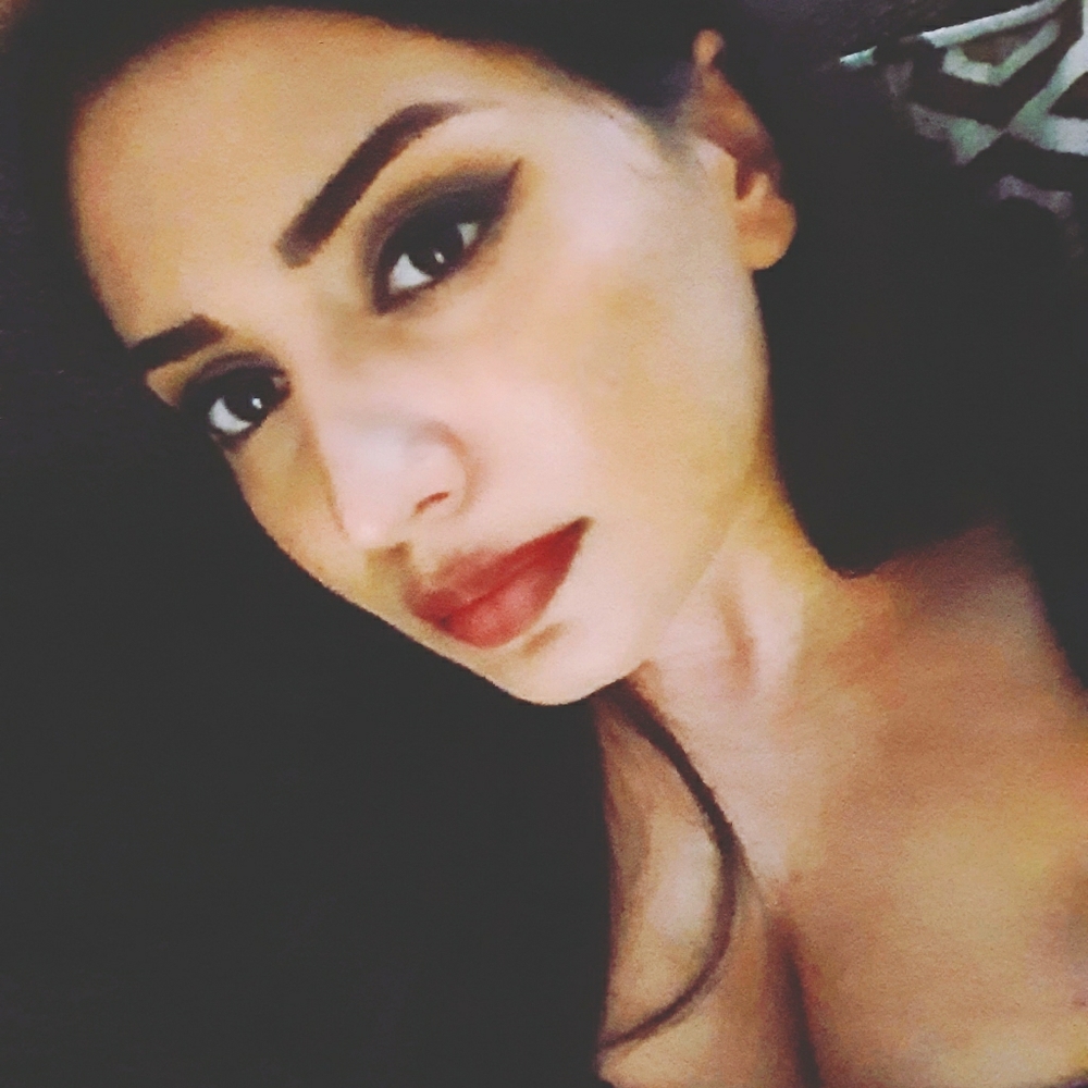 Meet your Posher, Niha